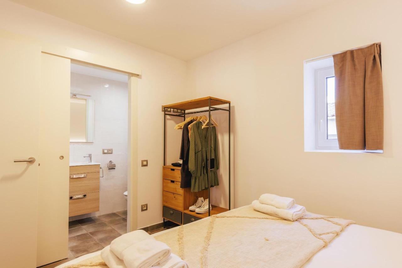 Bravissimo Mercadal Duplex, With 2 Bedrooms Girona Exterior photo